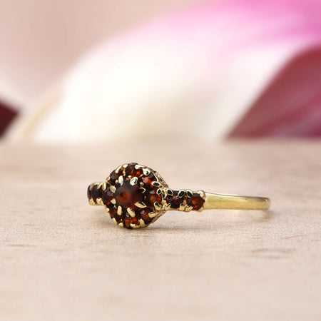 The Vintage 1980 Garnet Cluster Ring - Antique Jewellers