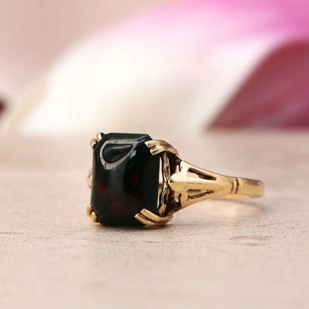 The Vintage Bloodstone Ring - Antique Jewellers