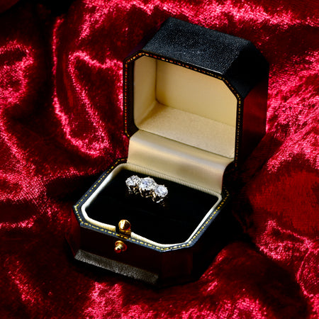 The Vintage 18ct Trio Brilliant Cut 2ct Diamond Ring - Antique Jewellers