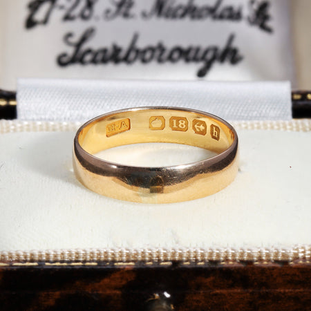 The Antique Edwardian 1907 18ct Gold Wedding Ring - Antique Jewellers