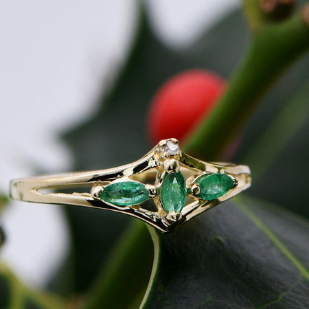 The Vintage Diamond Crowned Emerald Trio Ring - Antique Jewellers