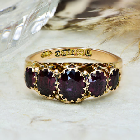 The Antique Wine-Red Garnet Ring - Antique Jewellers