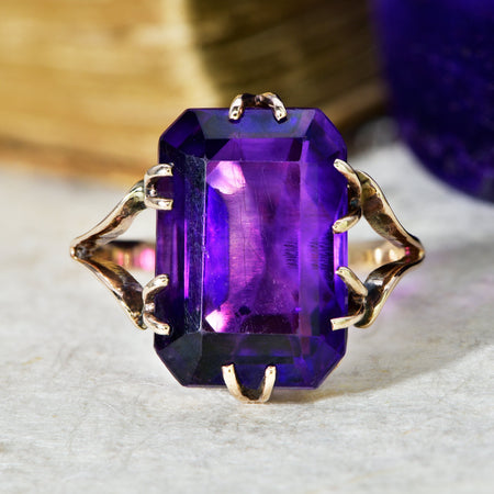 The Vintage Purple Amethyst Ring - Antique Jewellers