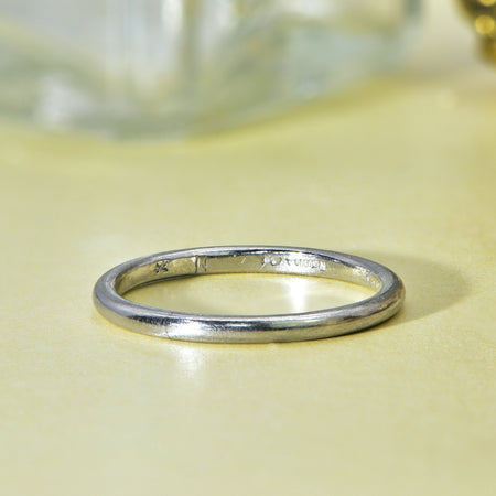 The Vintage 1953 Platinum Wedding Band - Antique Jewellers