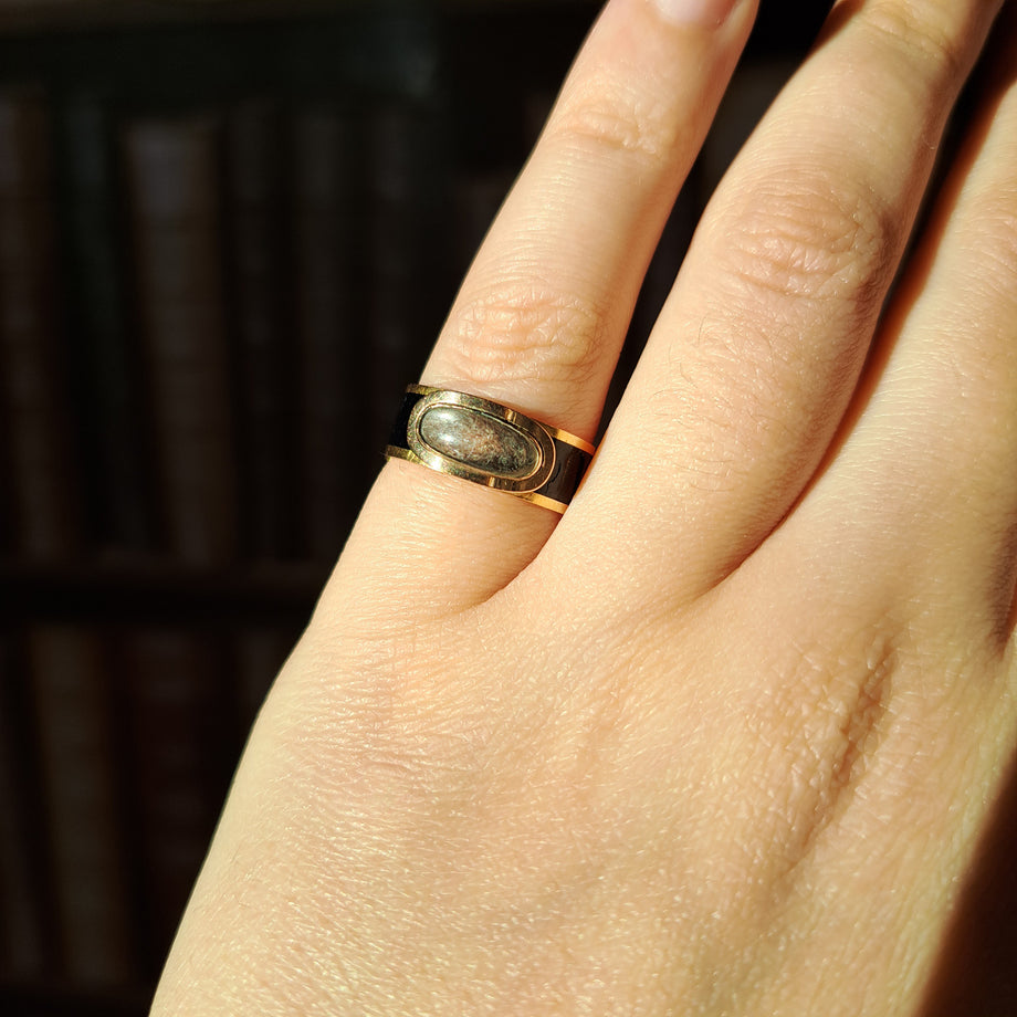 The Antique Georgian Glass Panel Mourning Ring - Antique Jewellers