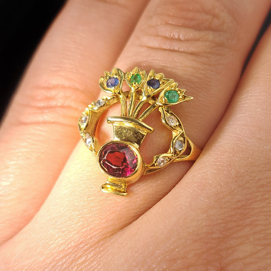 The Vintage 1988 Gemstone Flamboyant Vase Ring