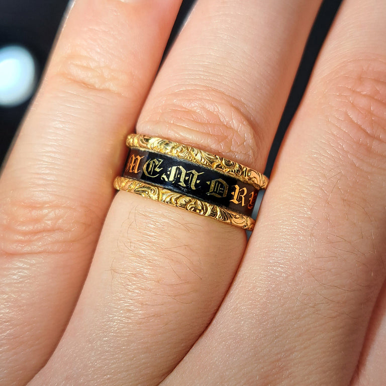 The Antique Victorian 1837 'In Memory Of' 18ct Gold Engraved Mourning Ring
