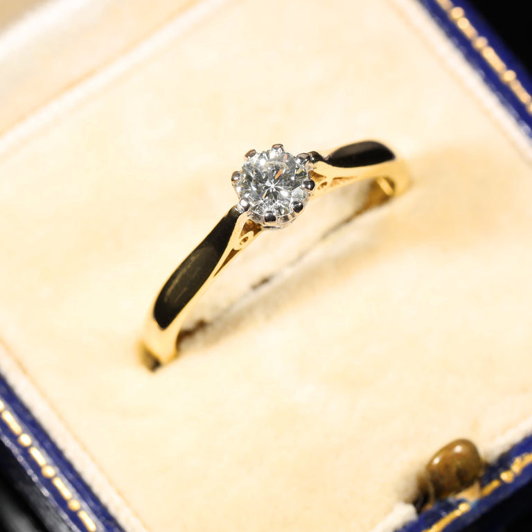 The Vintage 1990 Brilliant Cut Diamond Elegant Ring