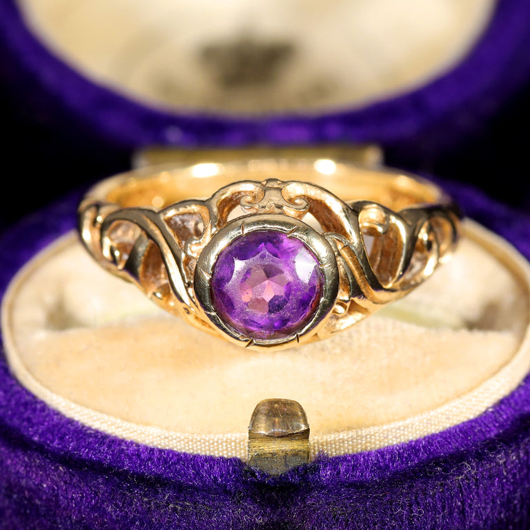The Vintage 1975 Amethyst Filigree Ring