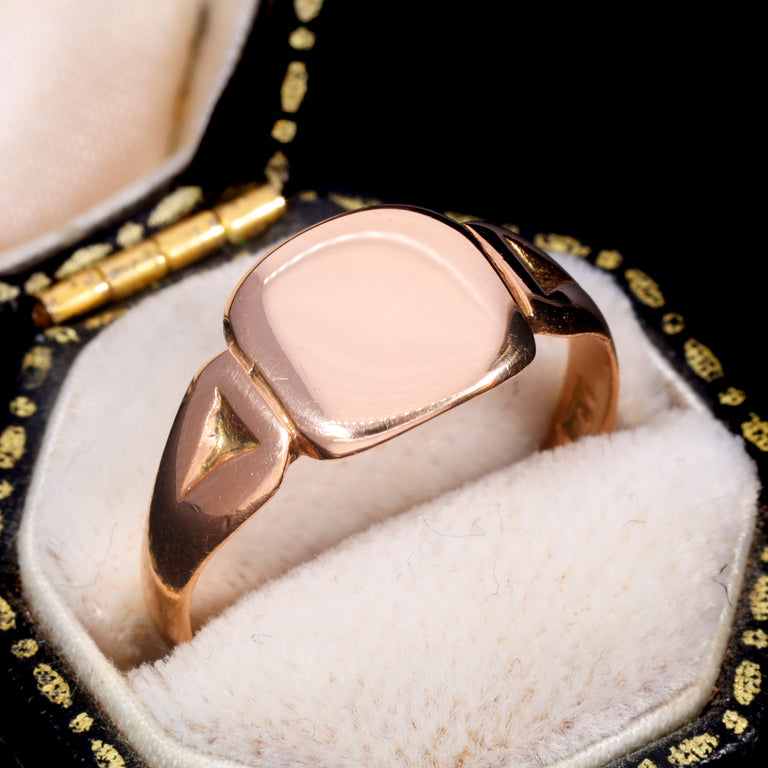 The Antique 1919 Rosy Signet Ring