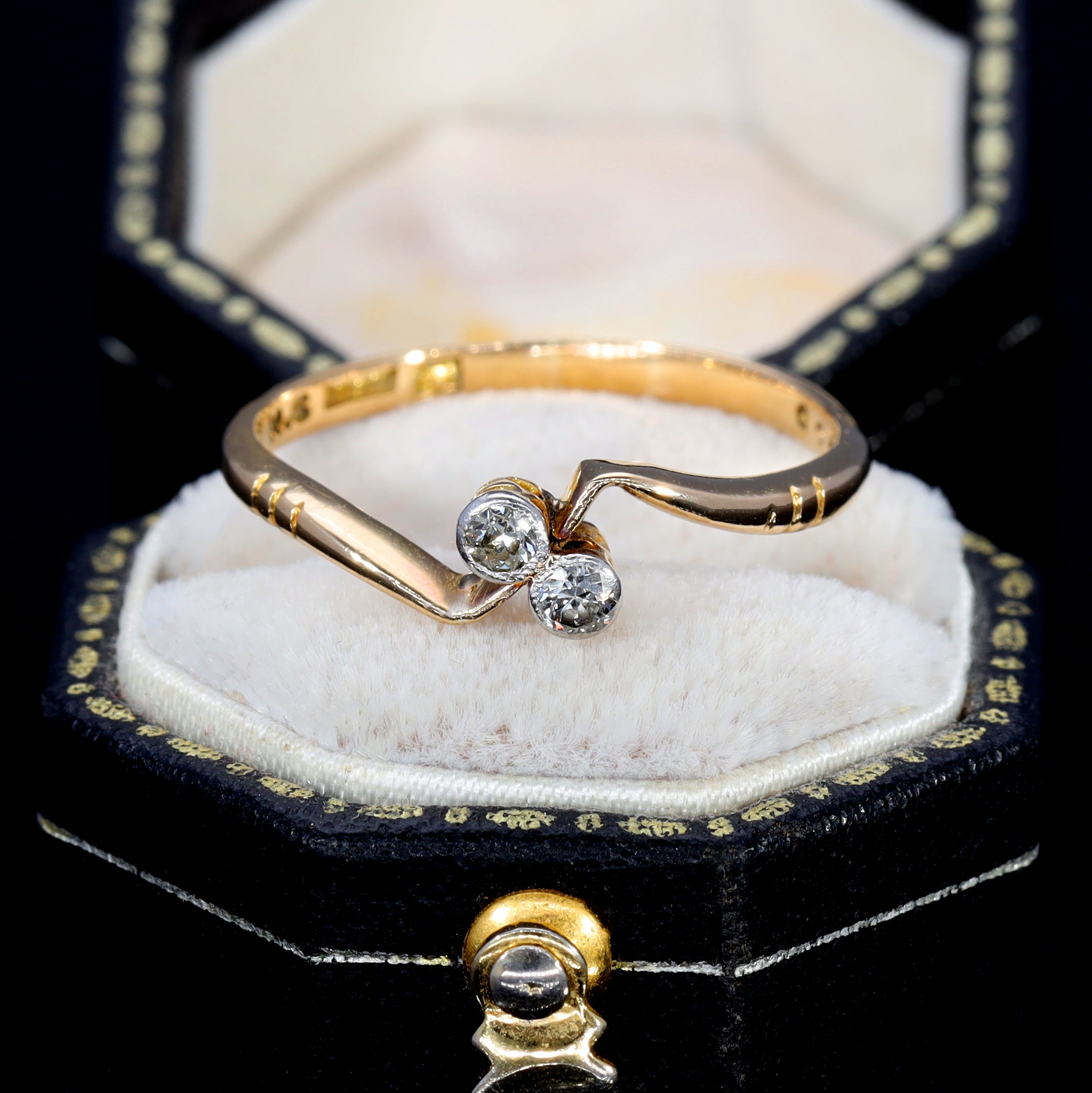 The Vintage Toi Et Moi Diamond Dainty Ring - Antique Jewellers