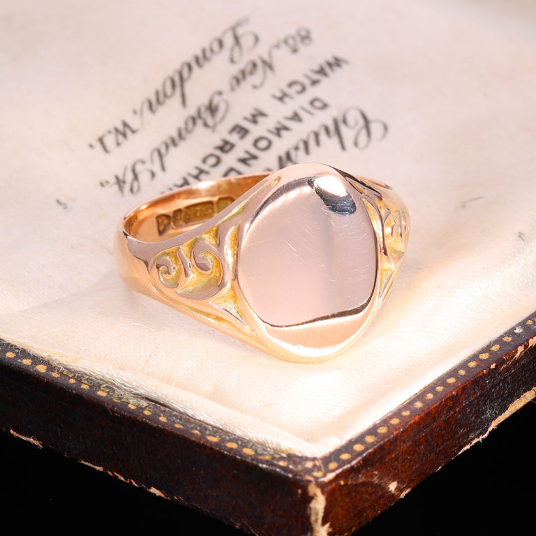 The Antique 1915 Oval Scrolled Signet Ring