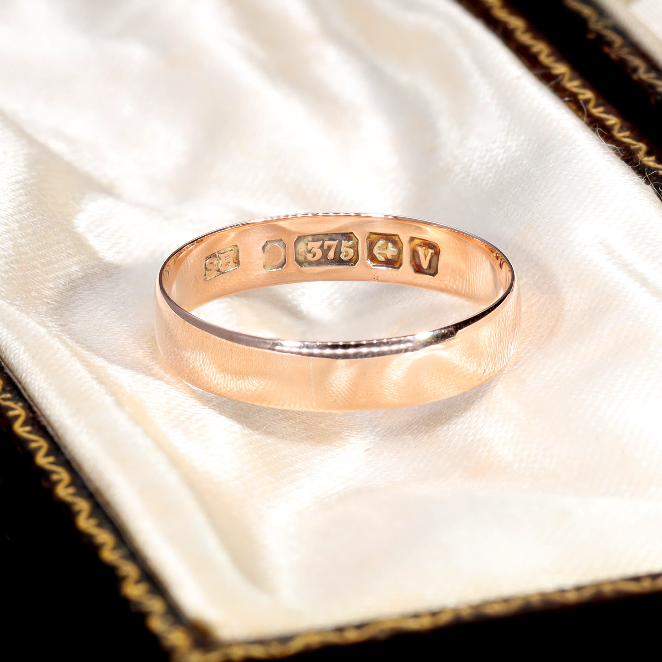 The Antique 1920 9ct Rose Gold Wedding Ring - Antique Jewellers