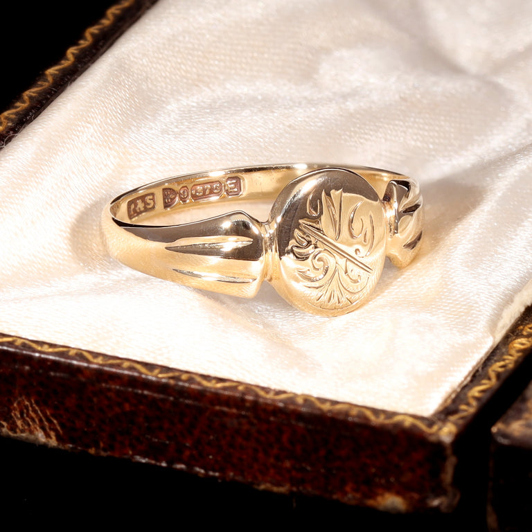 The Vintage 1955 Engraved Oval Signet Ring - Antique Jewellers