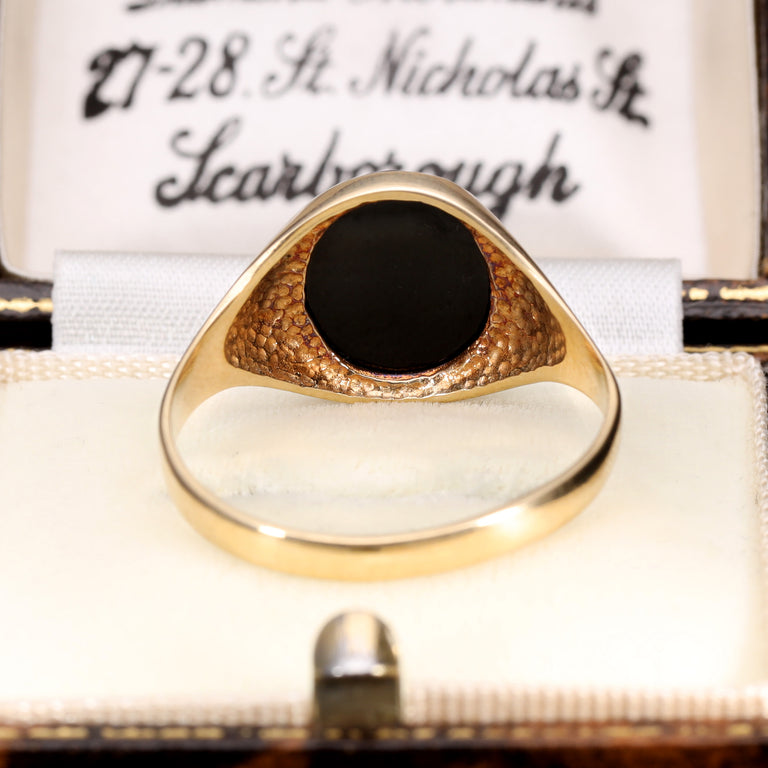 The Vintage Onyx Classic Signet Ring