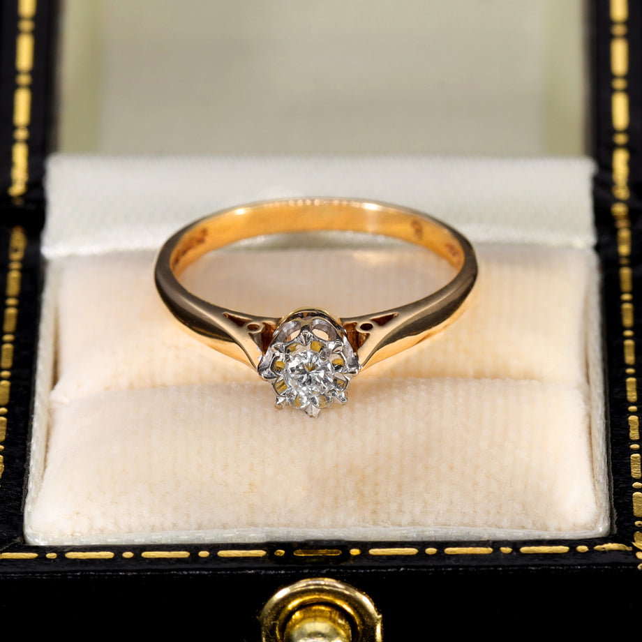 The Vintage 1985 Illusion Set Diamond Flower Ring