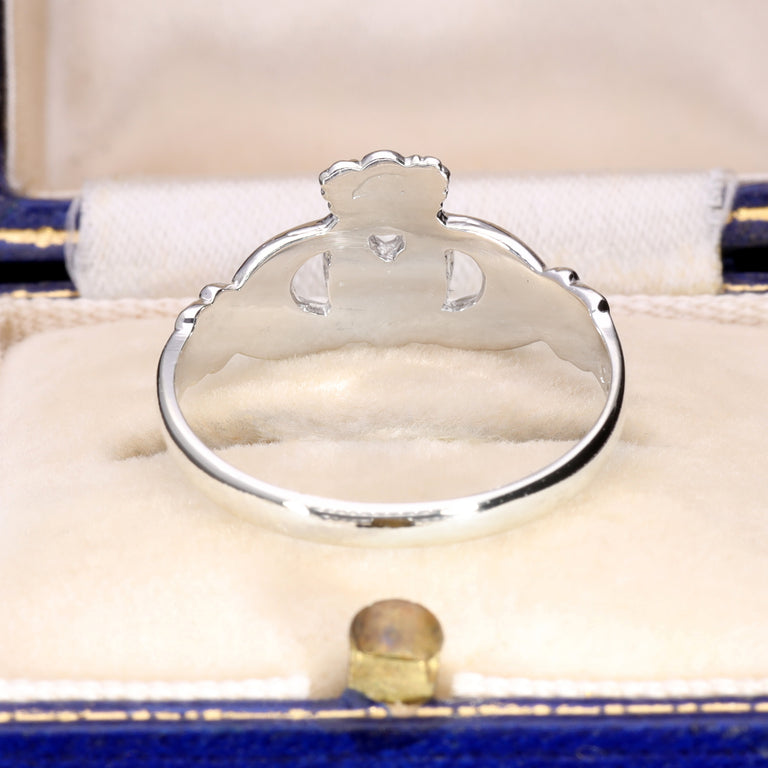 The Vintage 9ct White Gold Claddagh Ring