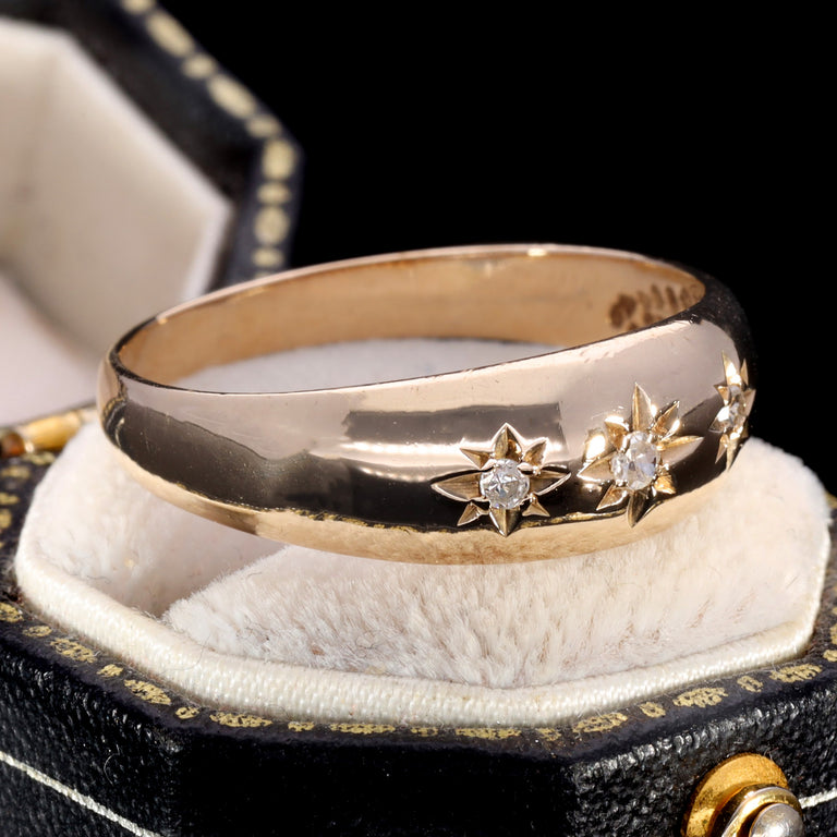 The Vintage 1981 Three Diamond Celestial Ring