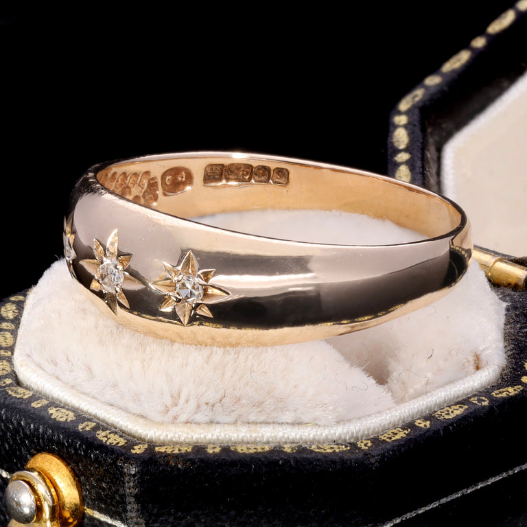 The Vintage 1981 Three Diamond Celestial Ring