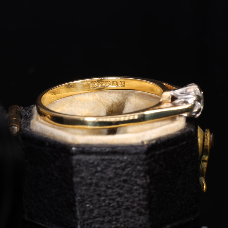 The Vintage 1986 Solitaire Brilliant Cut Diamond Sparkle Ring