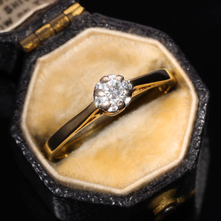 The Vintage 1986 Solitaire Brilliant Cut Diamond Sparkle Ring