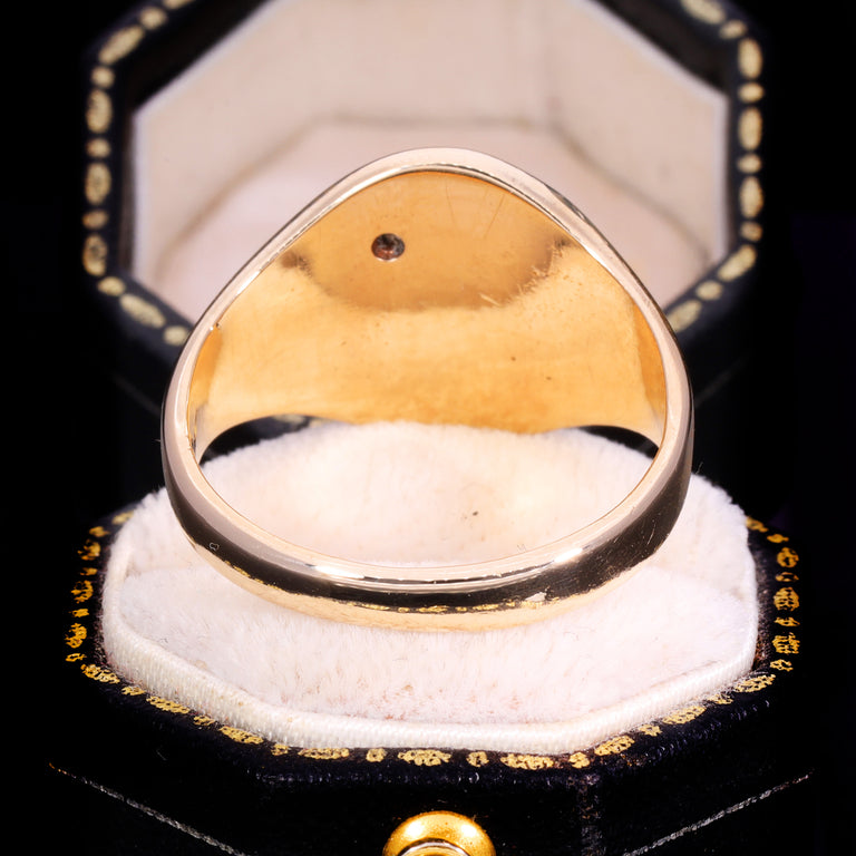 The Vintage 1989 Diamond Star Set Signet Ring