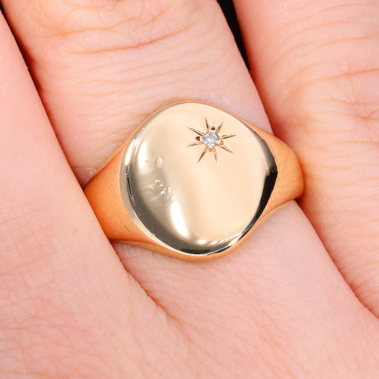 The Vintage 1989 Diamond Star Set Signet Ring