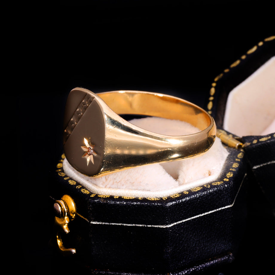 The Vintage 9ct Gold Star Set Diamond Signet Ring