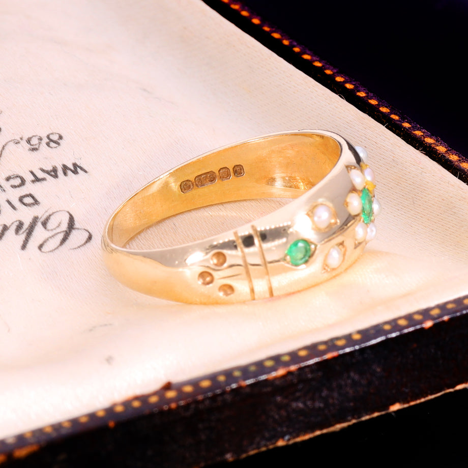 The Vintage 1983 Emerald And Pearl Floral Ring