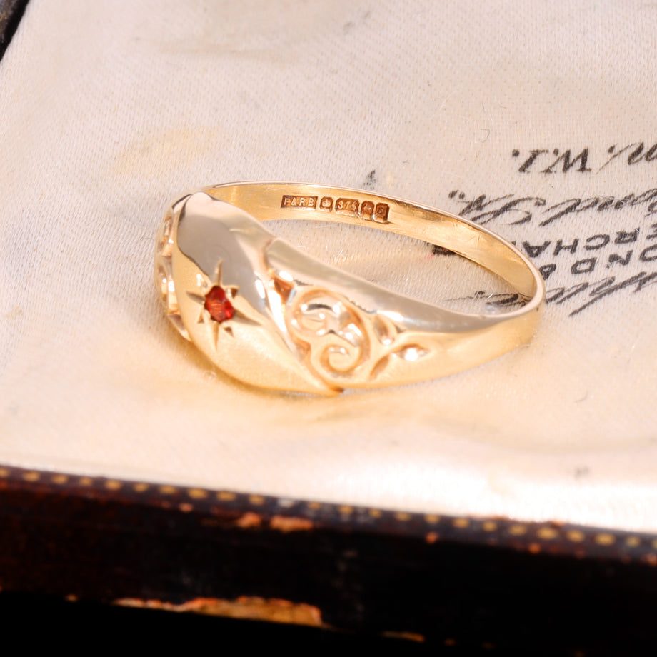 The Vintage 1979 Garnet Scroll Ring