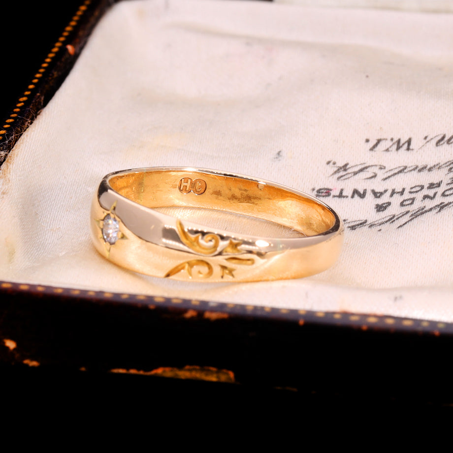 The Vintage 1984 18ct Gold Diamond Celestial Ring