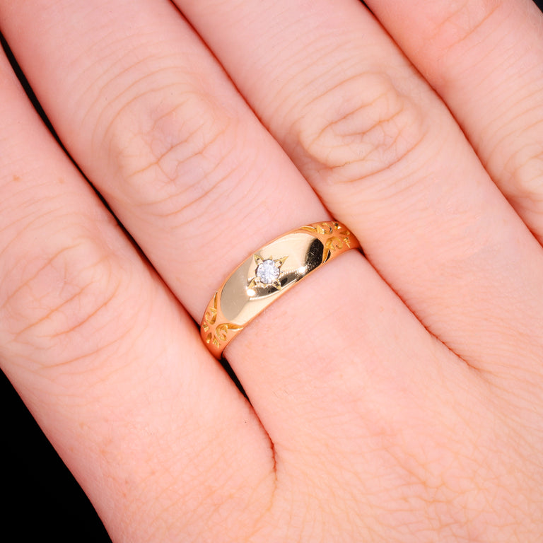 The Vintage 1984 18ct Gold Diamond Celestial Ring