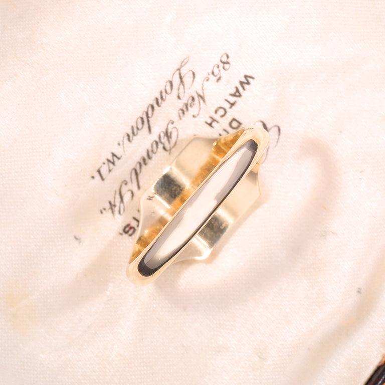 The Vintage 1952 9ct Gold Square Foliate Shoulder Signet Ring