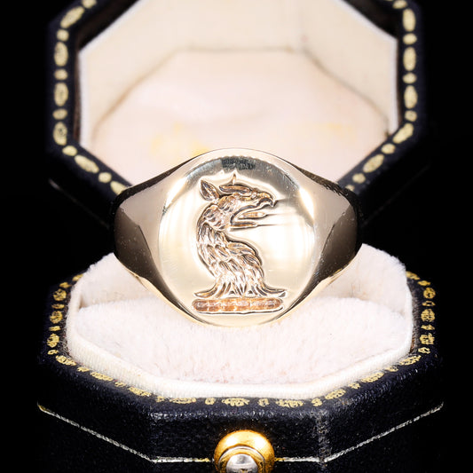 The Vintage 1960 9ct Gold Capricornus Signet Ring