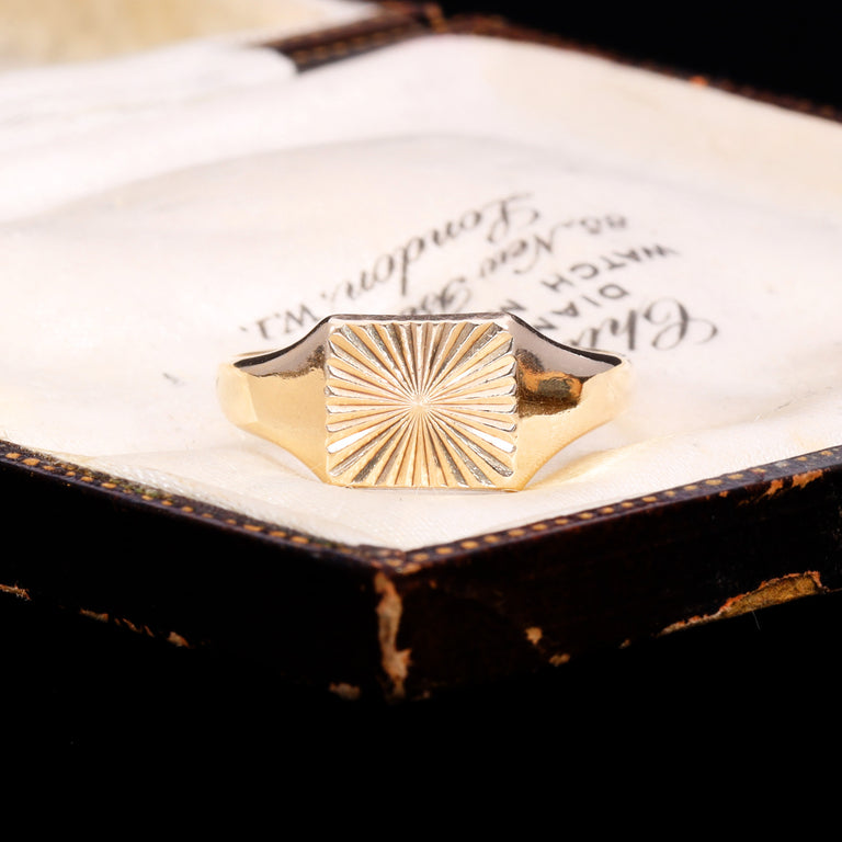 The Vintage 1972 9ct Gold Square Sunburst Signet Ring