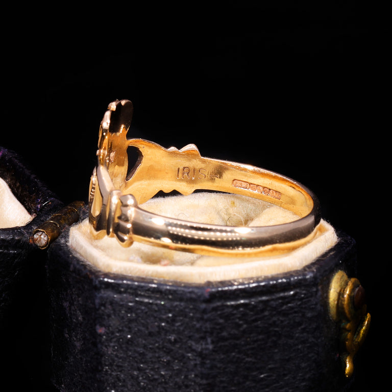 The Vintage 2.63g 9ct Gold Irish Claddagh Ring