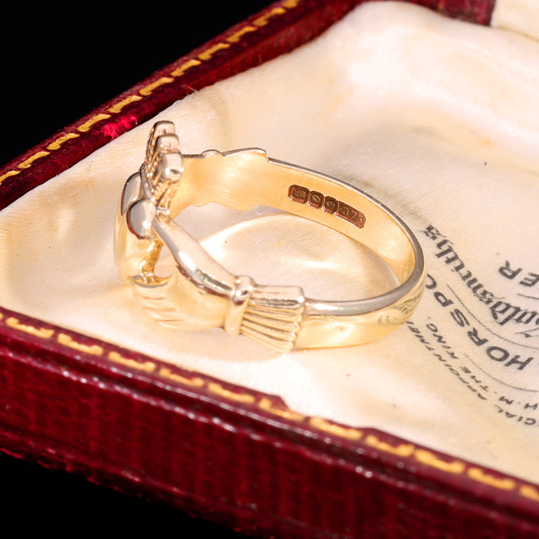 The Vintage 2.63g 9ct Gold Made In Galway Claddagh Ring