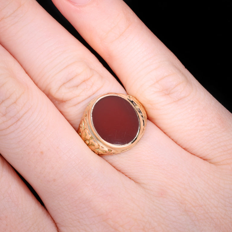 The Antique Carnelian Engraved Shoulder Signet Ring