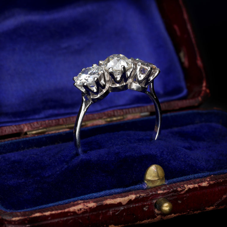 The Antique Magnificent 2.5 Carat Diamond Ring - Antique Jewellers