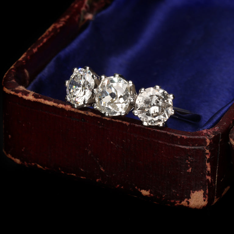The Antique Magnificent 2.5 Carat Diamond Ring - Antique Jewellers