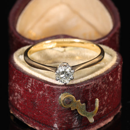 The Vintage Solitaire Brilliant Cut Diamond Radiant Ring