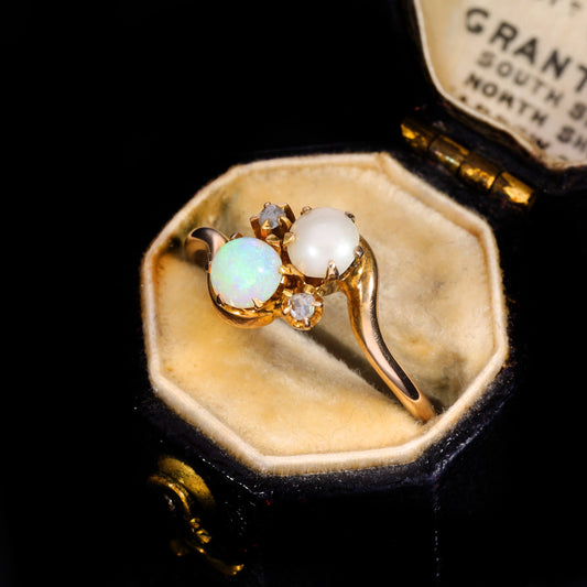 The History of Toi et Moi Rings