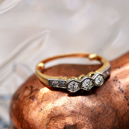 The Vintage Art Deco Honeycomb Diamond Ring - Antique Jewellers