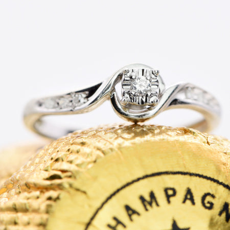 The White Gold Circular Twist Diamond Ring - Antique Jewellers