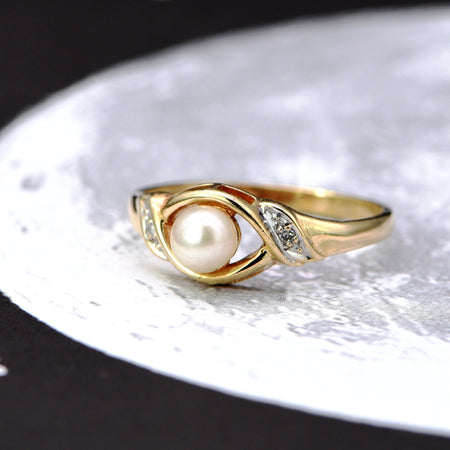 The Vintage Pearl and Diamond Gold Ring - Antique Jewellers