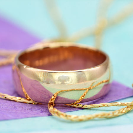 The Antique 1914 18ct Gold Wedding Band - Antique Jewellers