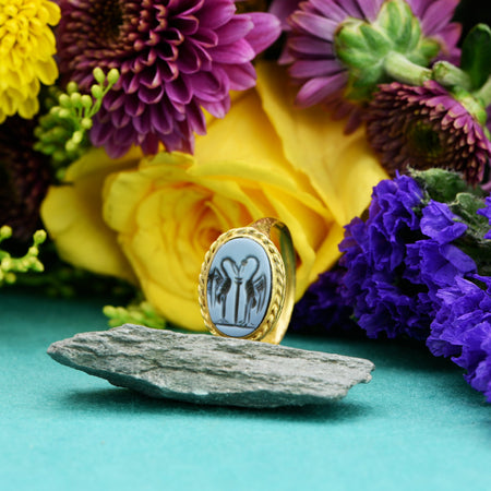 The Ancient Roman Gold Ring with Two Birds at an Altar - Antique Jewellers