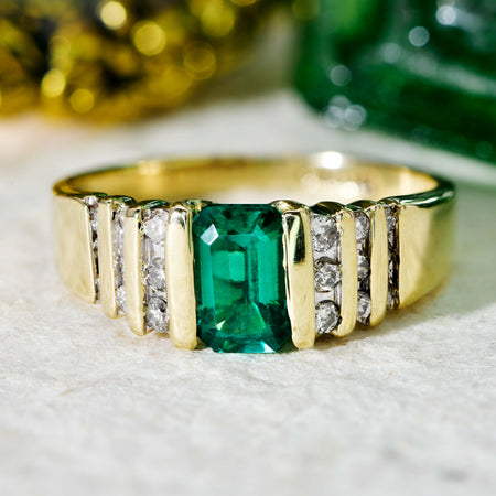 The Vintage Emerald and Diamond Ring - Antique Jewellers