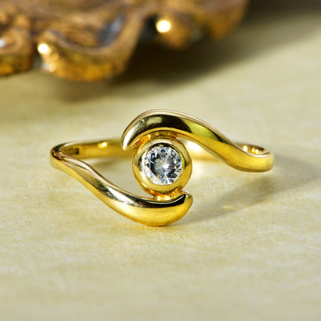 The Vintage Brilliant Cut Solitaire Diamond Twist Ring - Antique Jewellers
