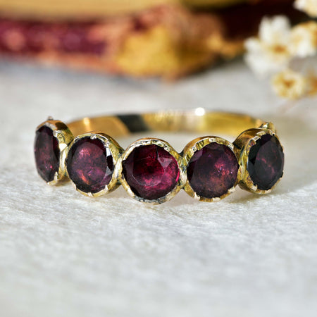 The Antique Victorian Foiled Back Garnet Ring - Antique Jewellers